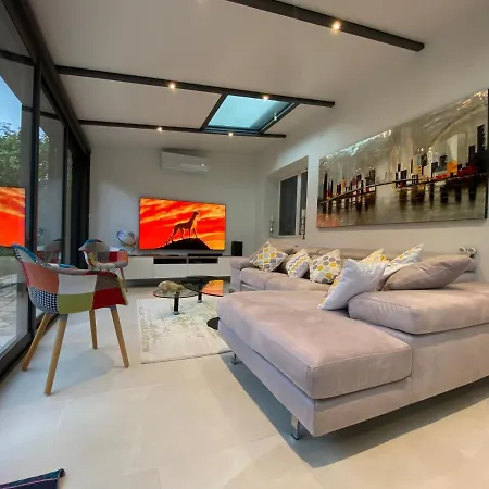 Villa Miramar Near Disneyland Paris