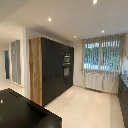 Miramar Near Disneyland Paris