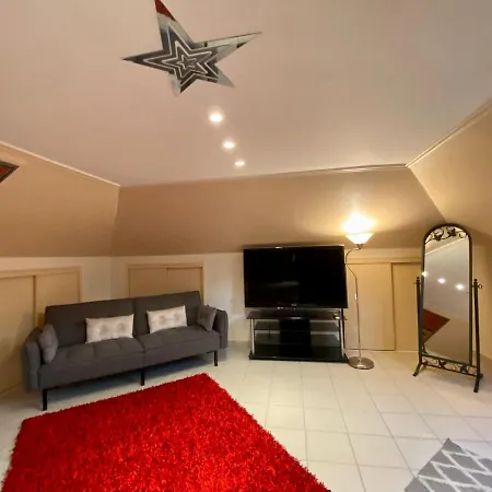 Miramar Near Disneyland Paris Villa *